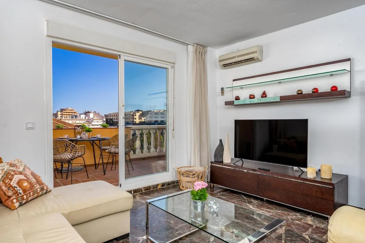 Don Juan Apartment With Pool In Carvajal By Costarentals - Ref 98 Fuengirola